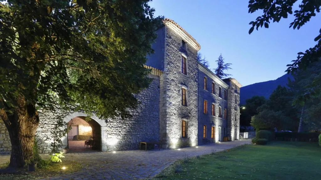 Château de Montfroc, chambre ou suite de château à Montfroc
