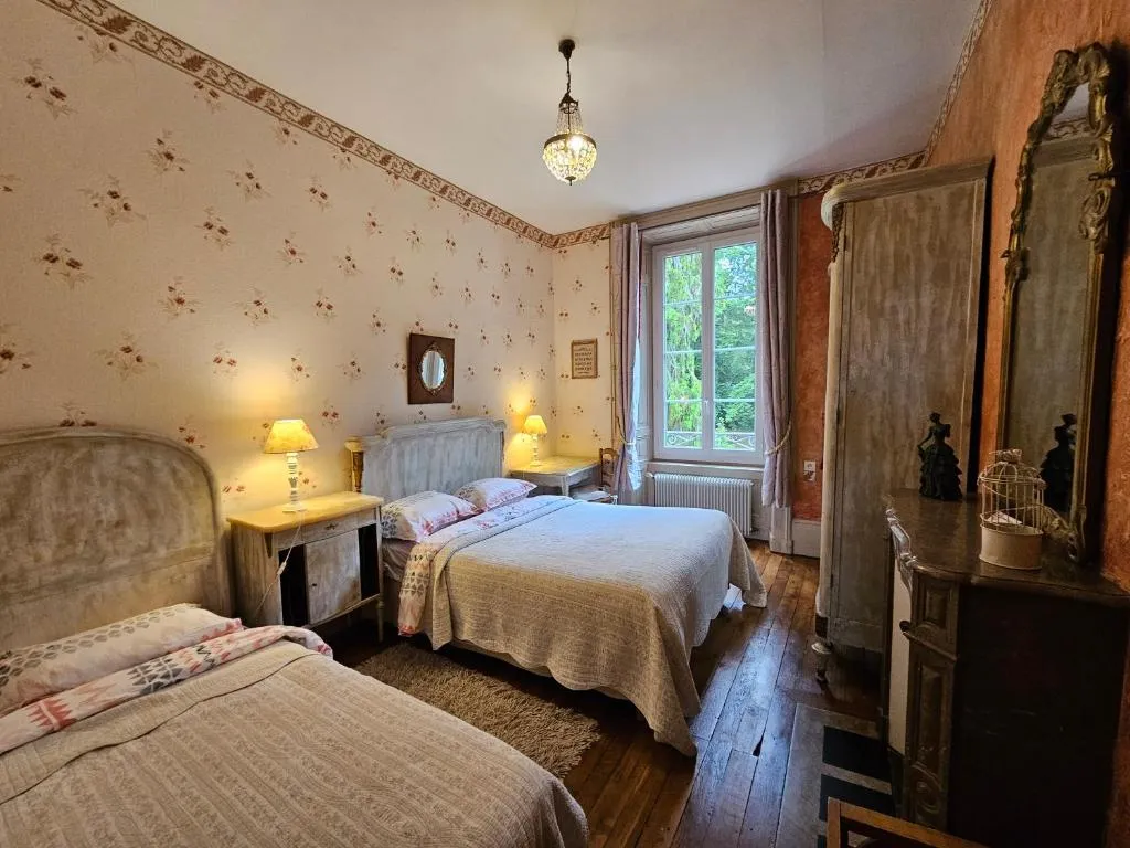 Château de MontSablé à Lezoux, photo 2
