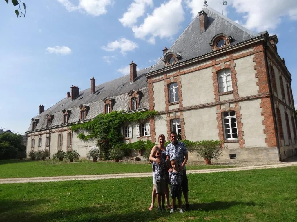 Château de Nettancourt, chambre ou suite de château à Nettancourt