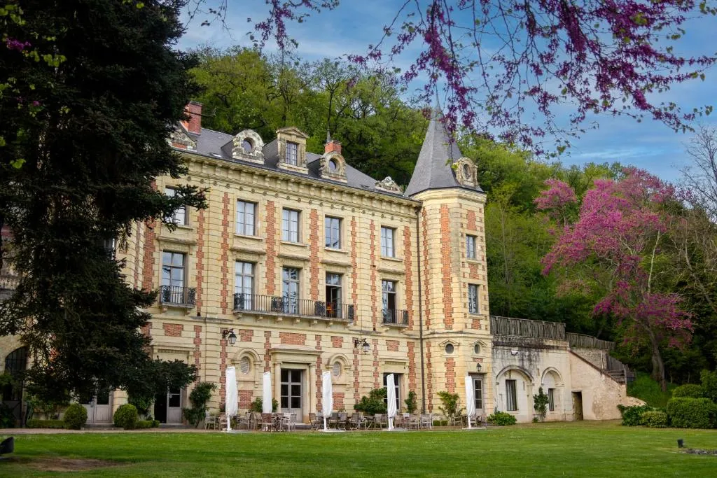 Château de Perreux, chambre ou suite de château à Pocé-sur-Cisse