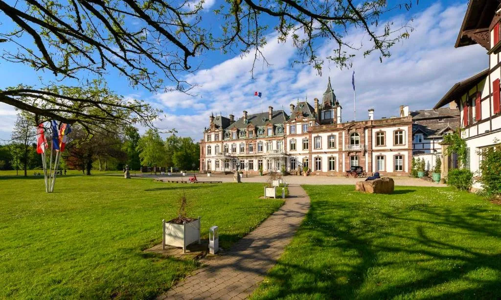 Château de Pourtalès, chambre ou suite de château à Strasbourg