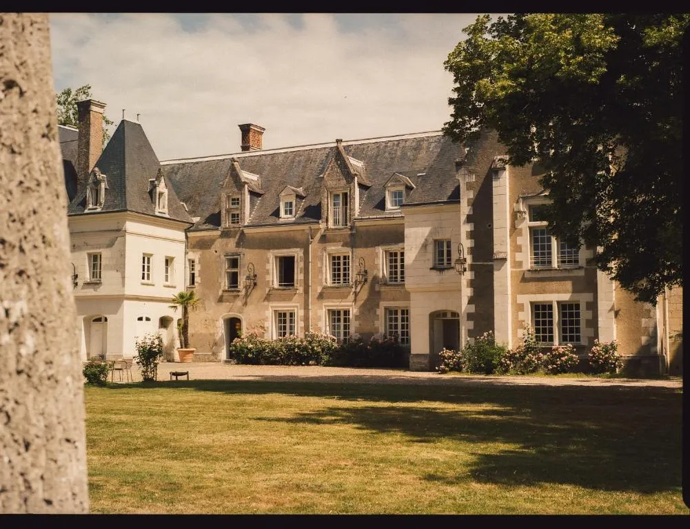 Château de Razay, chambre ou suite de château à Céré-la-Ronde