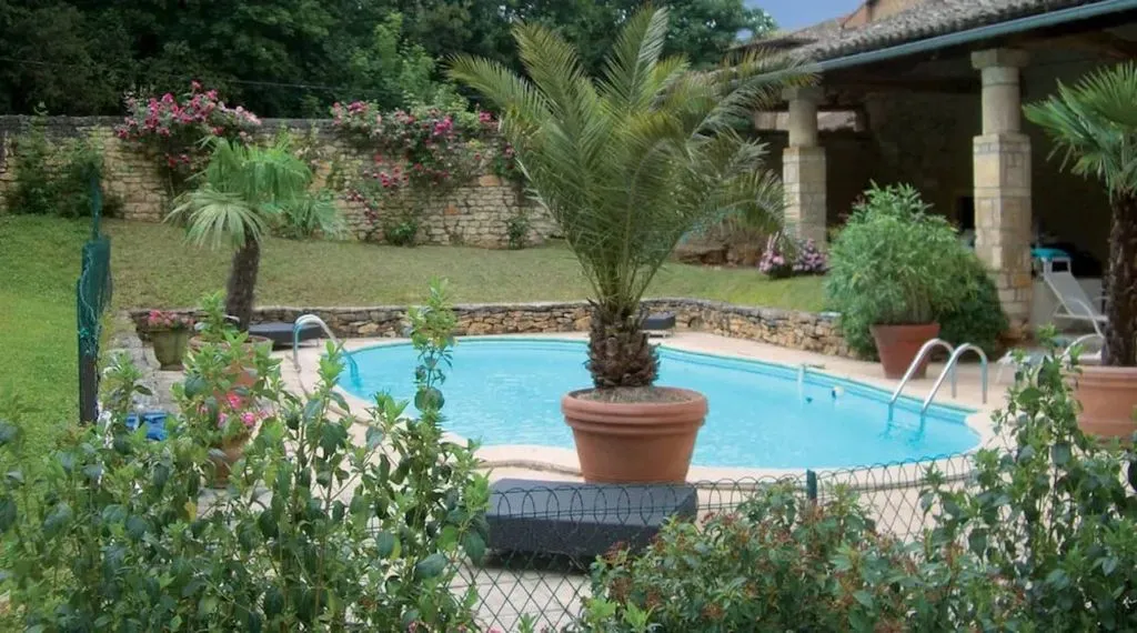 Château de Saint Trys à Anse, photo 2
