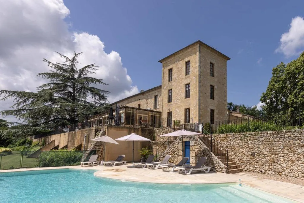 Château de Sanse, chambre ou suite de château à Juillac
