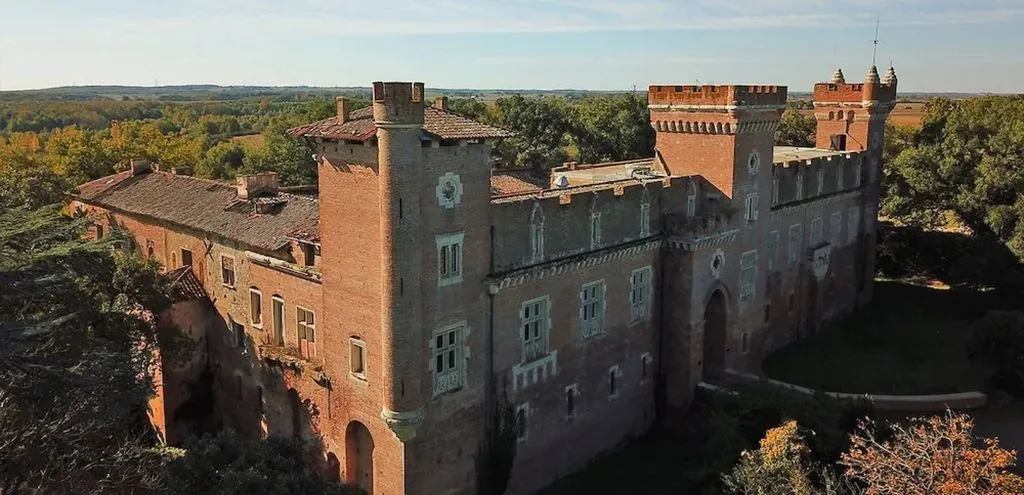 Château de Terrides, chambre ou suite de château à Labourgade