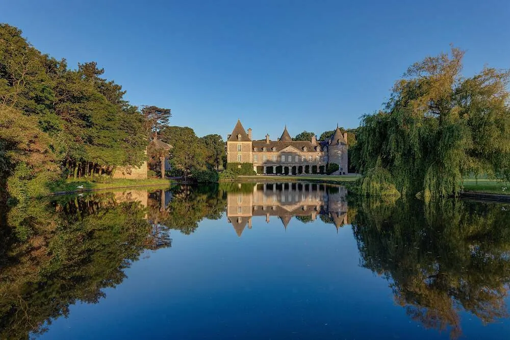 Château de Tocqueville, la tour privée, gîte de château à Tocqueville