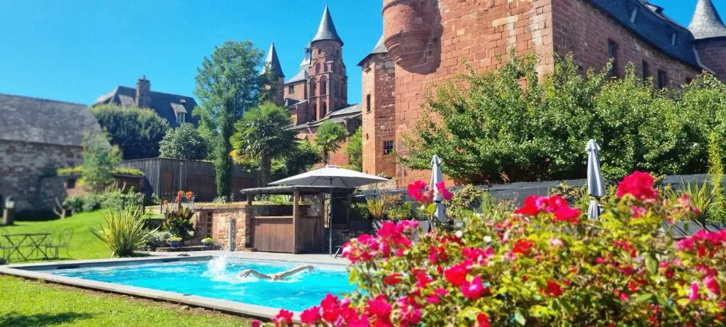 Château de Vassinhac à Collonges-la-Rouge, photo 3