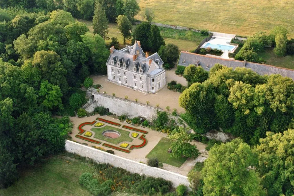Château de Vaugrignon, chambre ou suite de château à Esvres