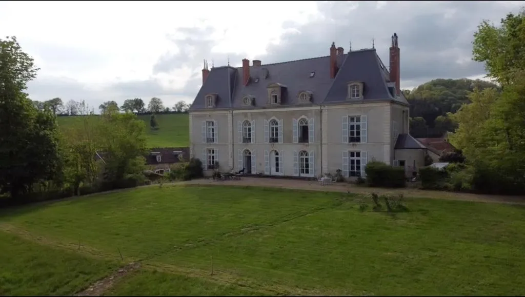 Château de Vaux à Étang-sur-Arroux, photo 7
