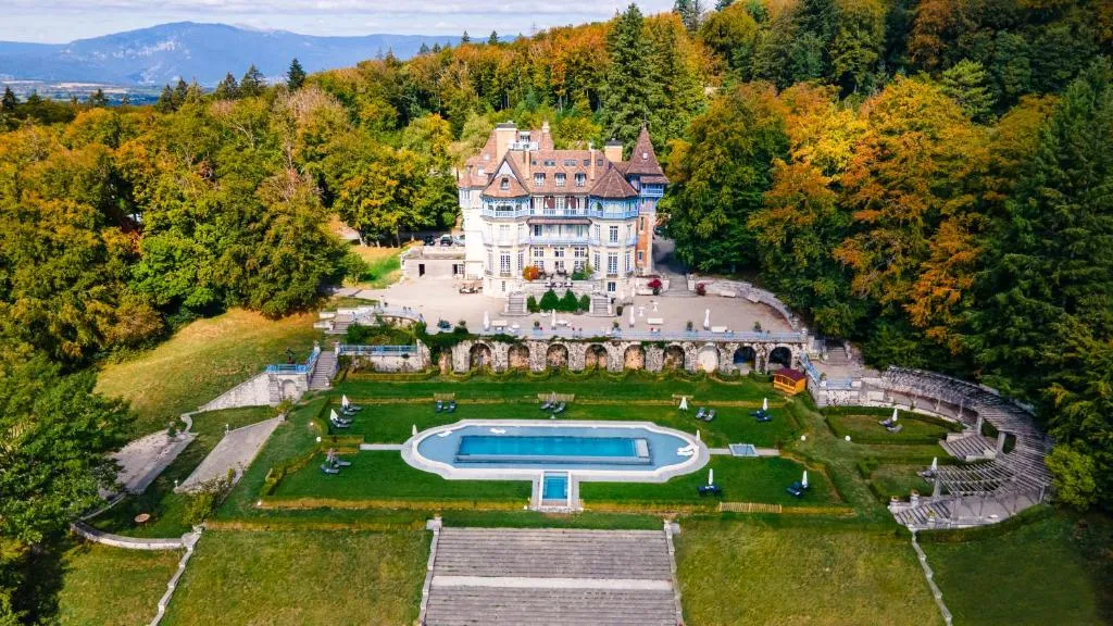 Château des Avenières, chambre ou suite de château à Cruseilles