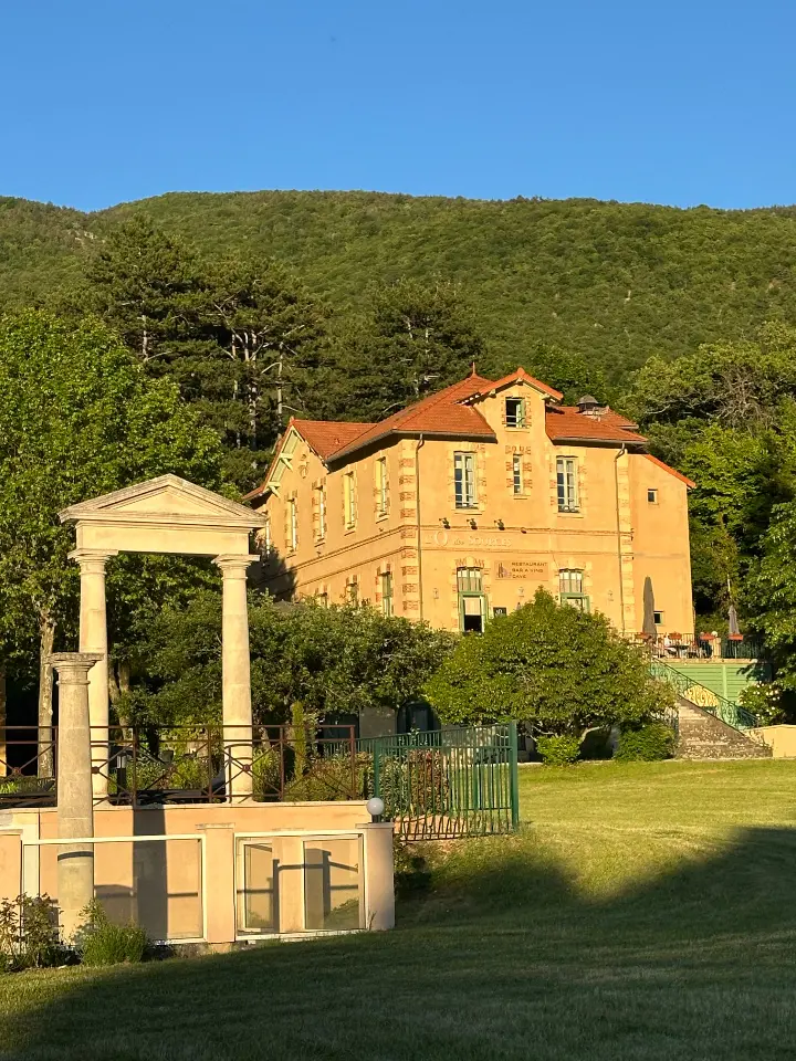 Château des Gipières à Montbrun-les-Bains, photo 4