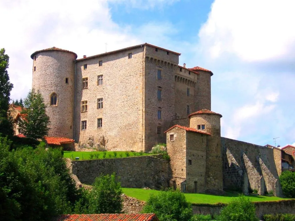 Château des Marcilly Talaru à Chalmazel-Jeansagnière, photo 2