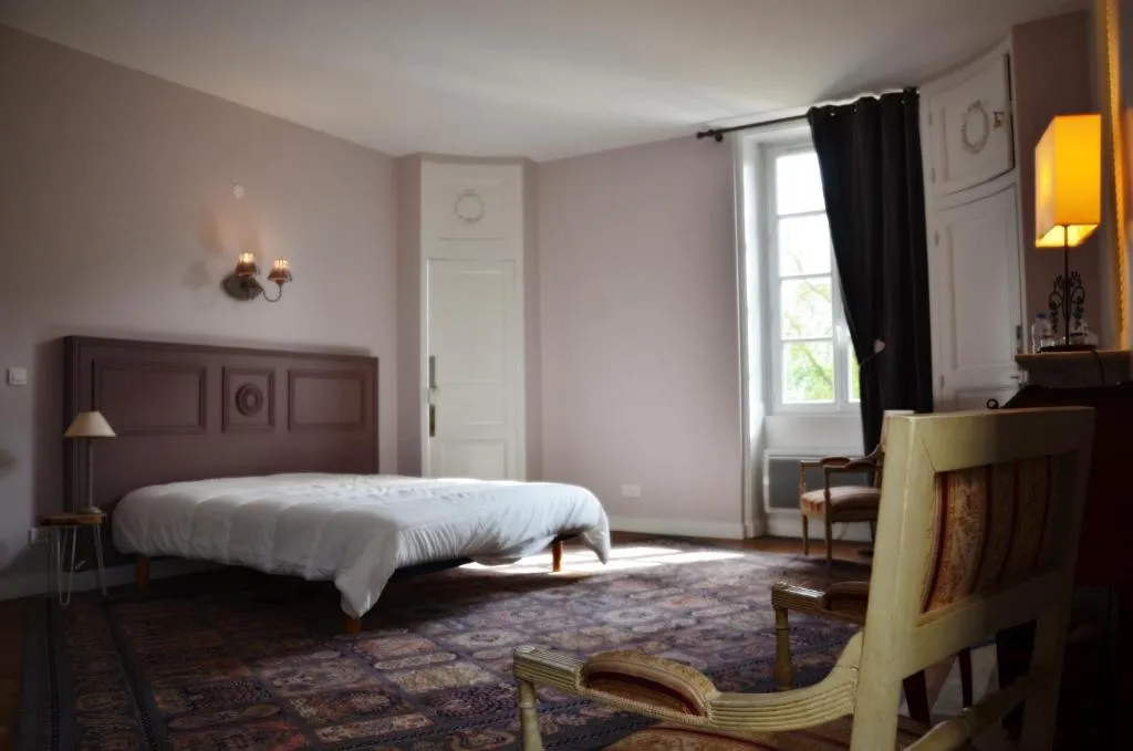 Château des Noces, chambre ou suite de château à Bazoges-en-Pareds