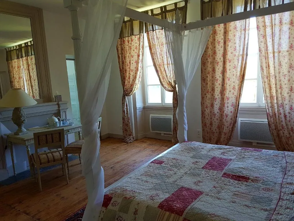 Château des Noces à Bazoges-en-Pareds, photo 6