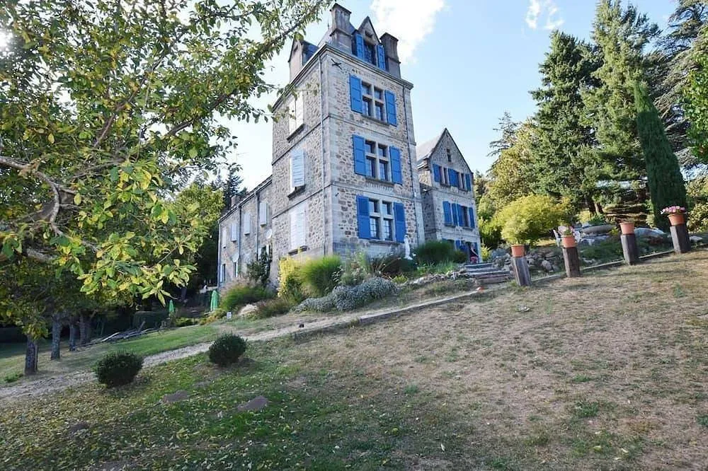 Château du Besset à Saint-Prix, photo 6