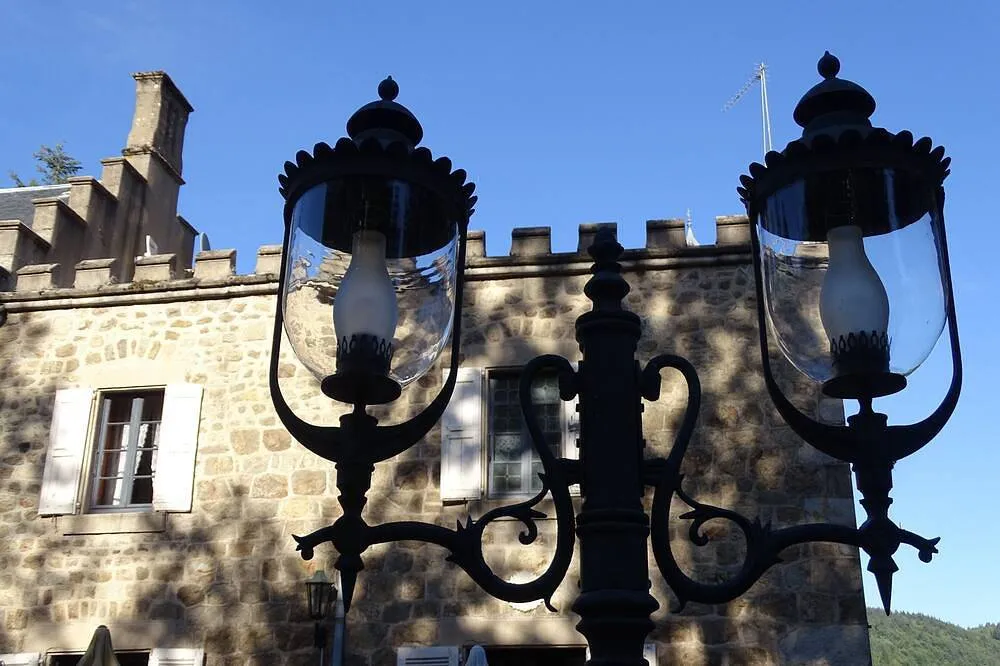 Château du Besset à Saint-Prix, photo 7