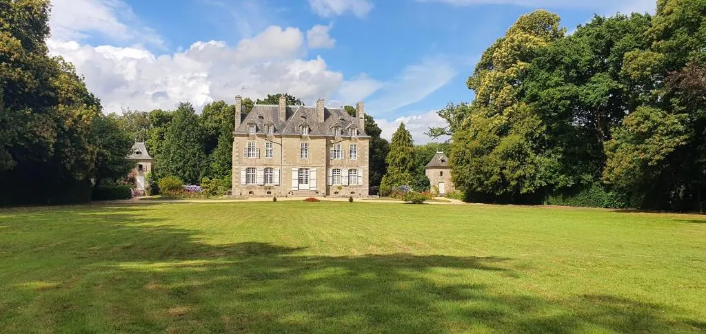Château du Bois-Riou, chambre ou suite de château à Quévert