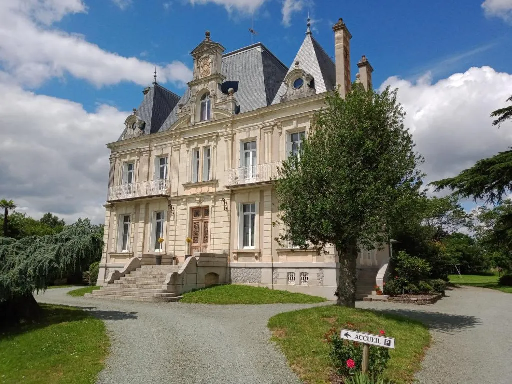 Château du Breuil, chambre ou suite de château à Beaulieu-sur-Layon