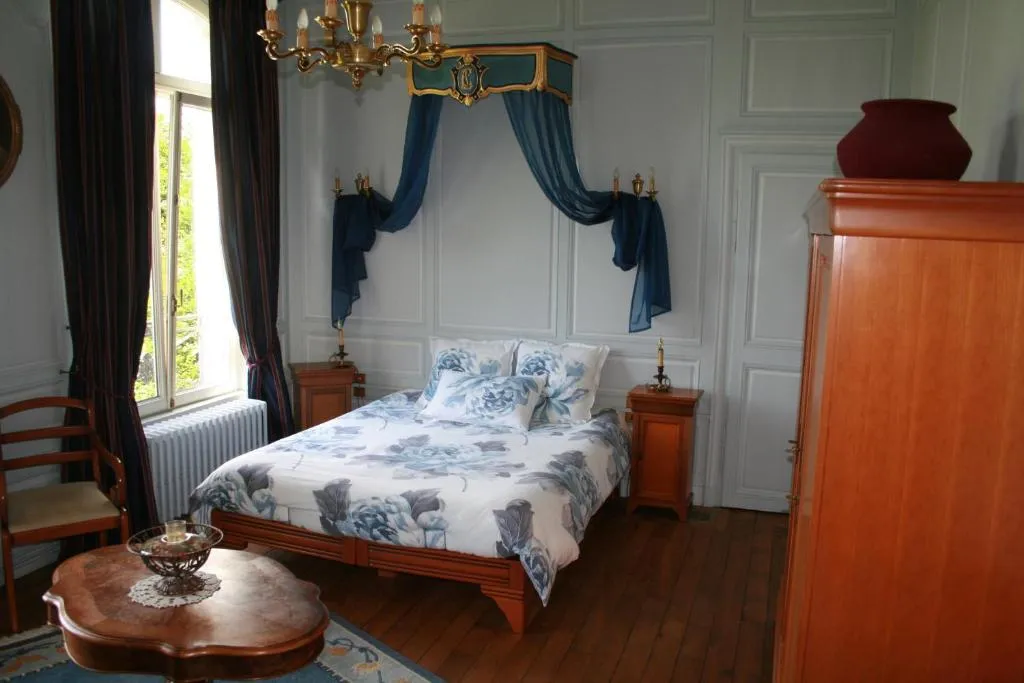 Château du Clos Mortier à Saint-Dizier, photo 2