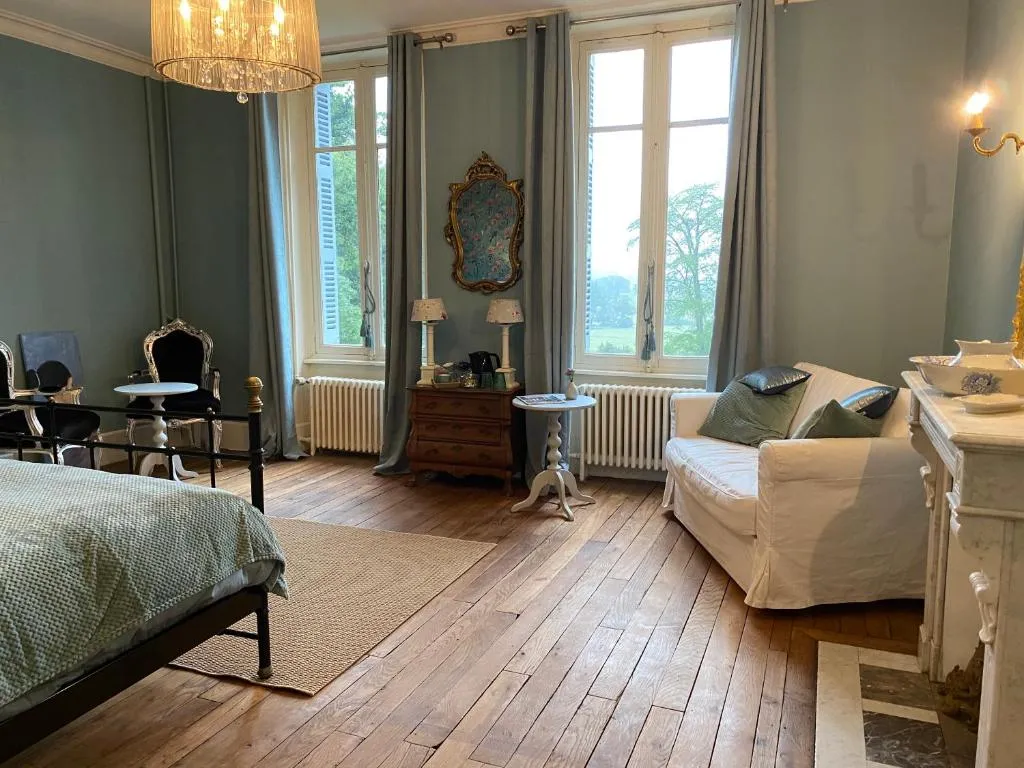 Château du Grand Luçay à Bourbon-l'Archambault, photo 7