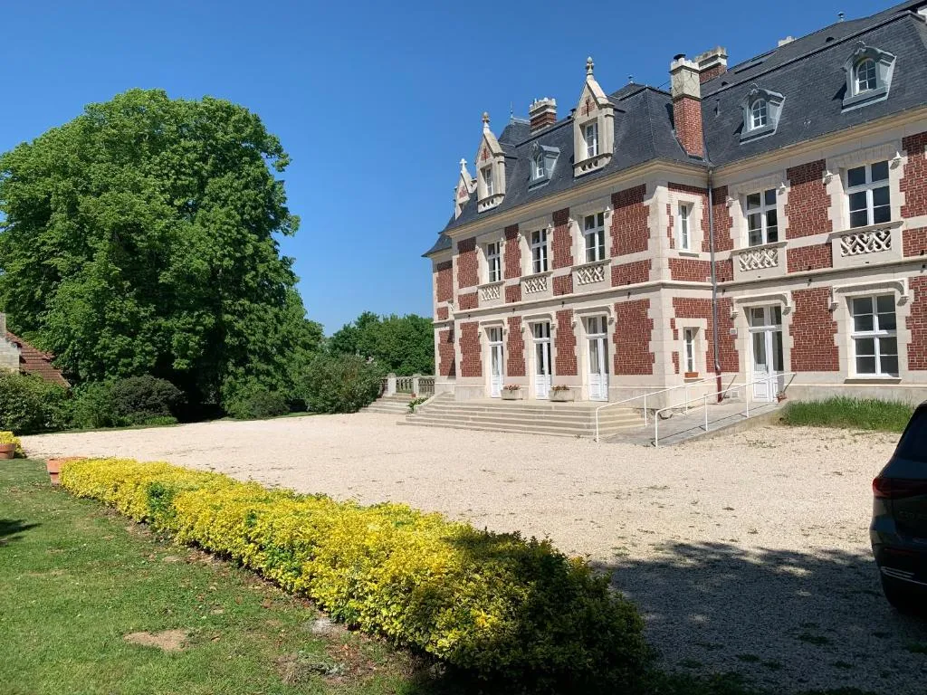 Château du Mont de Guny à Guny, photo 3