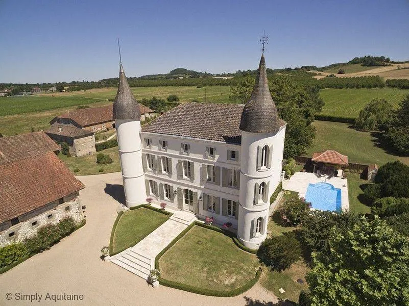 Château du Temple-sur-Lot, château entier à Le Temple-sur-Lot