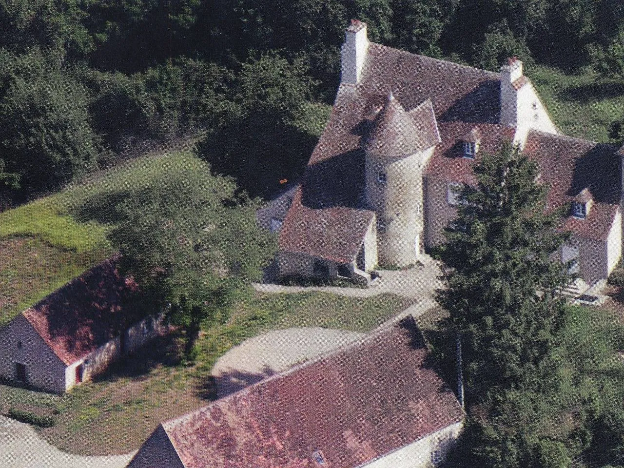 Château du Veurdre au bord de l'Allier à Le Veurdre, photo 7