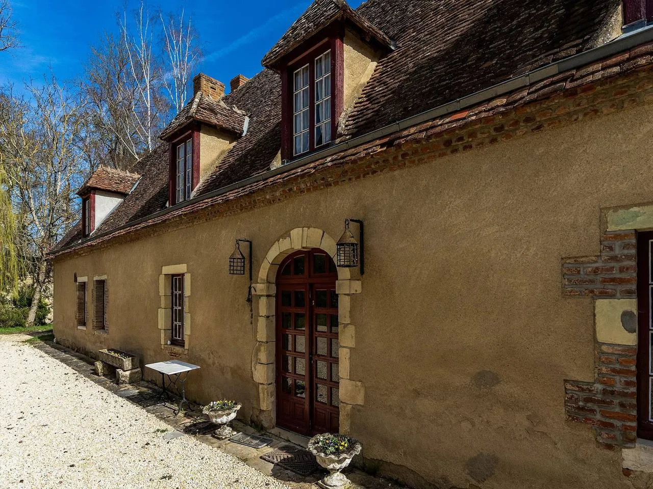 Château du Veurdre et sa piscine à Le Veurdre, photo 6