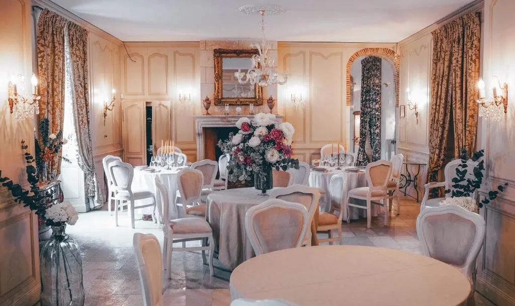 Château Ecrin de Lumière, chambre ou suite de château à Campsegret