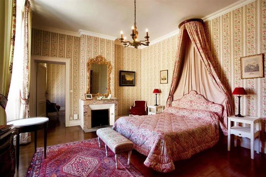Château Fombrauge à Saint-Christophe-des-Bardes, photo 6