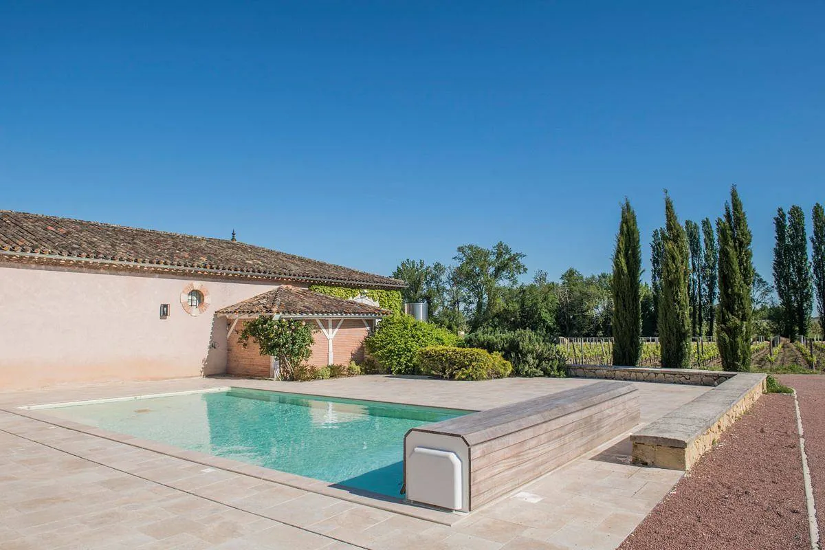Château Grand Cru, château viticole à Saint-Émilion