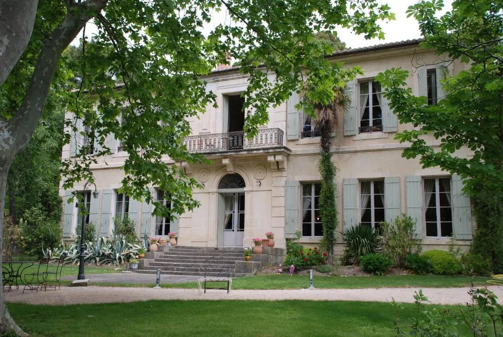 Château Juvenal, chambre ou suite de château à Saint-Hippolyte-le-Graveyron