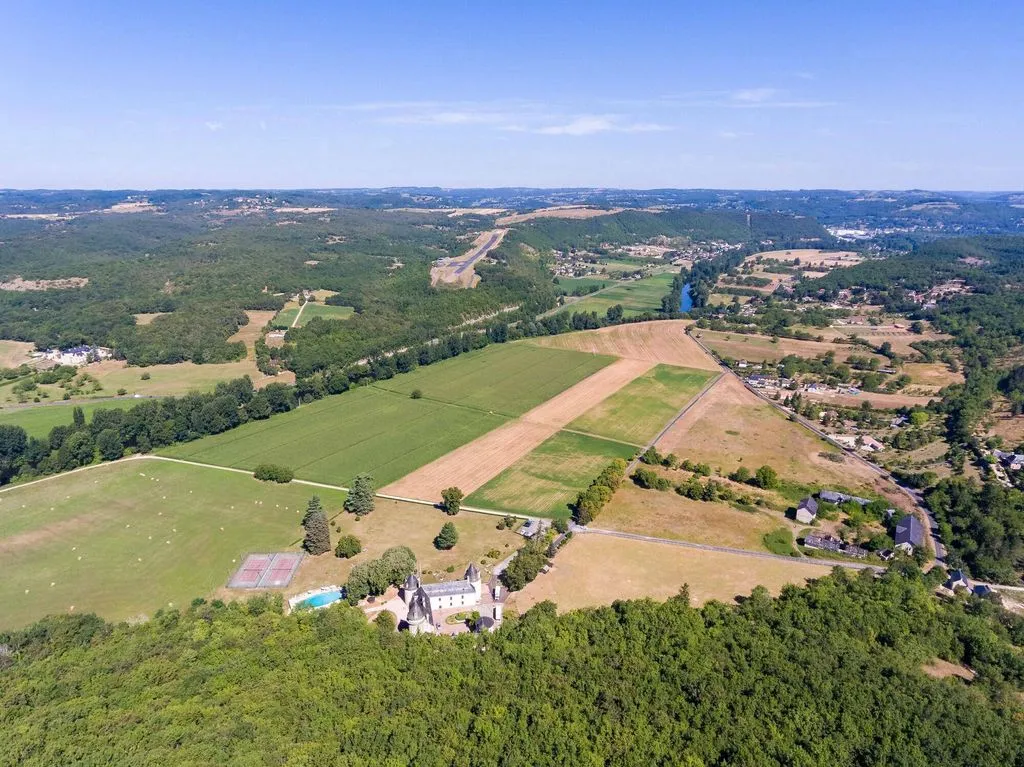 Château La Fleunie à Condat-sur-Vézère, photo 3