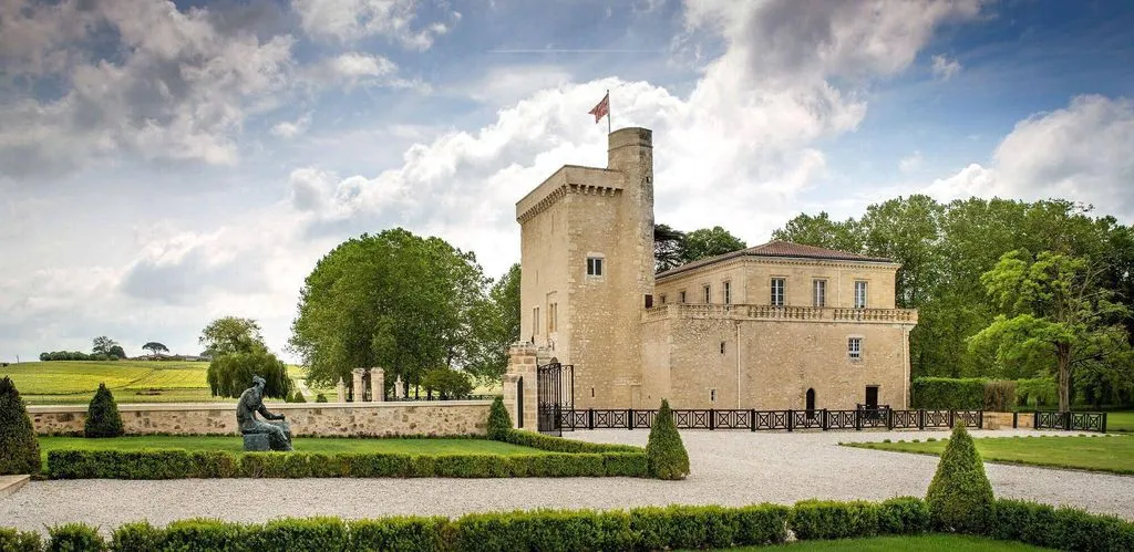 Château La Tour Carnet à Saint-Julien-Beychevelle, photo 3