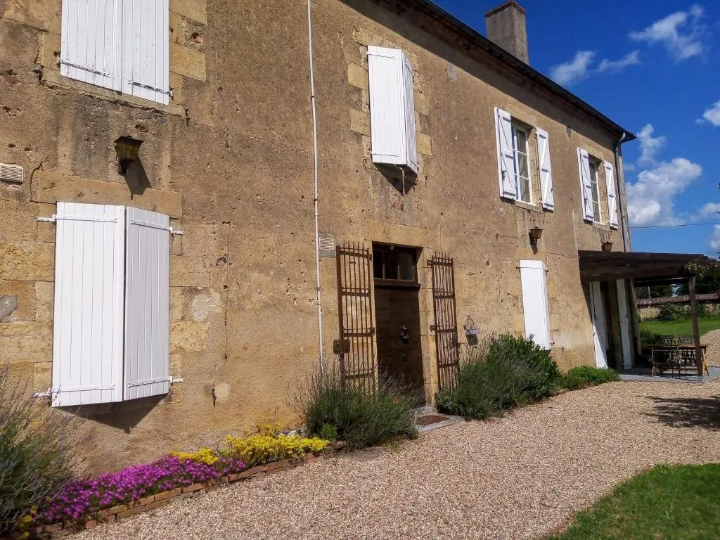 Château Latour à Fours, photo 4