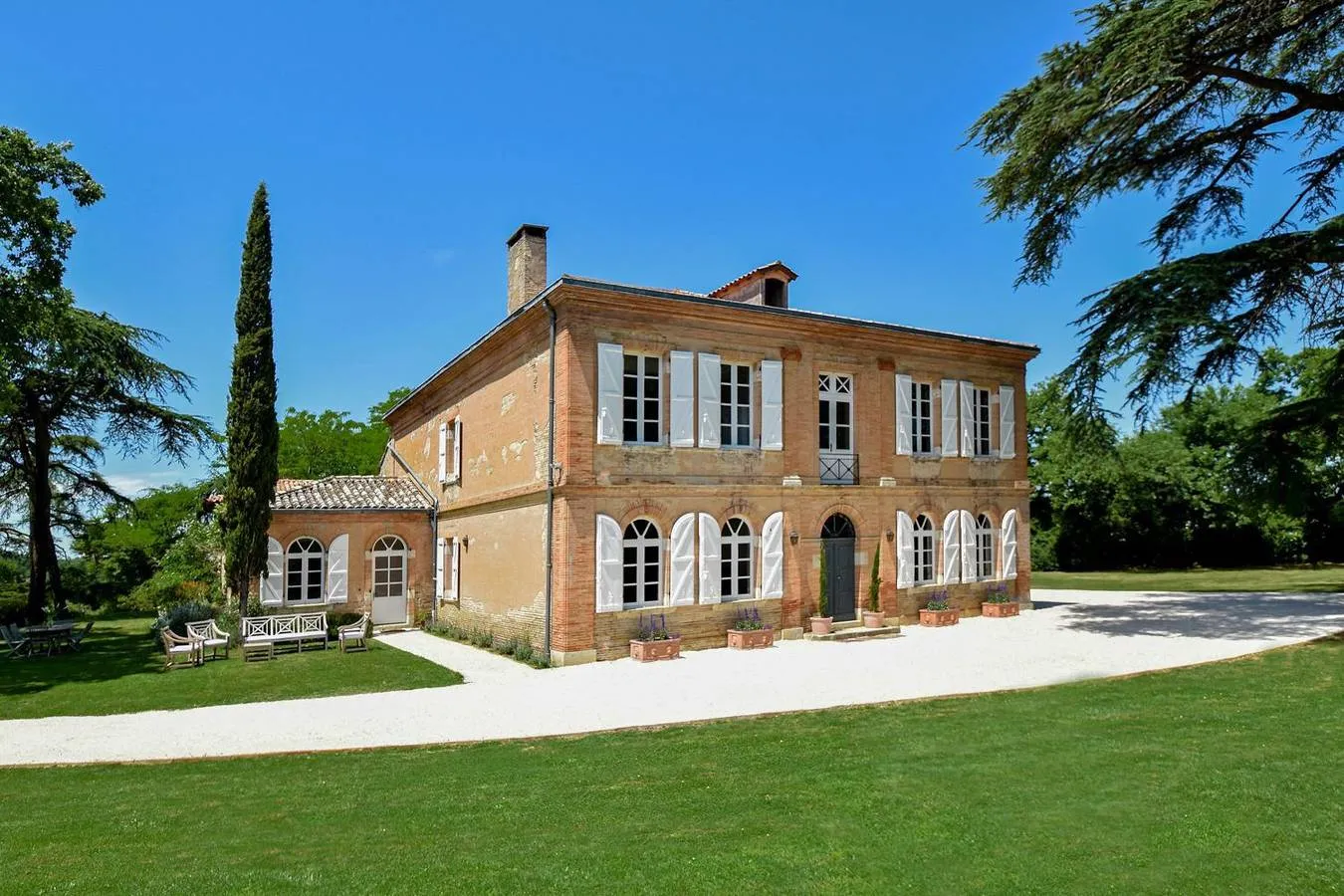 Château Les Deux Cygnes à Glatens, photo 2