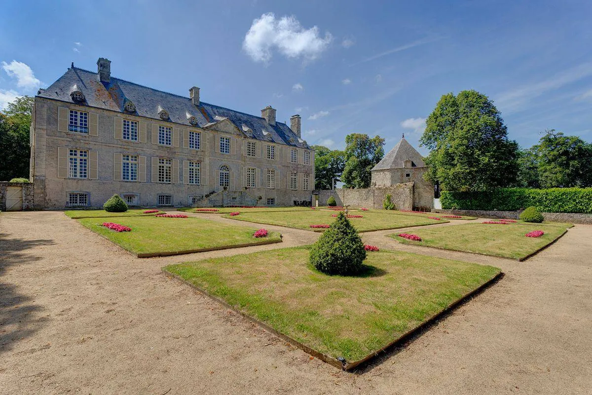 Château Les Douves à Fontenay-sur-Mer, photo 2