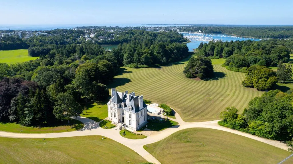 Château Les Garennes à Clohars-Fouesnant, photo 4