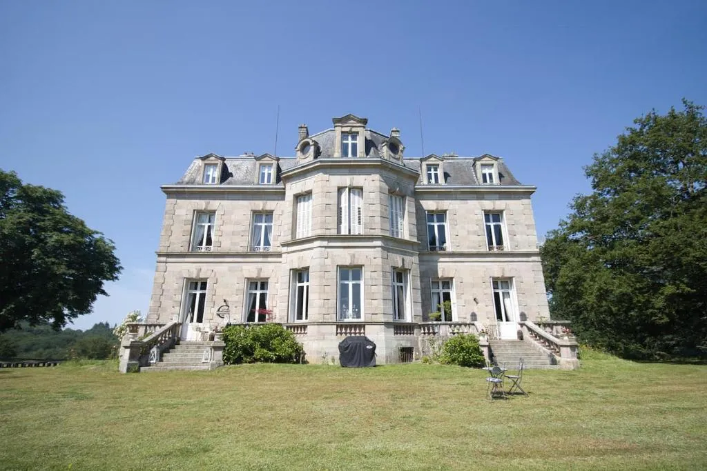 Château les Villettes, chambre ou suite de château à Saint-Just-le-Martel