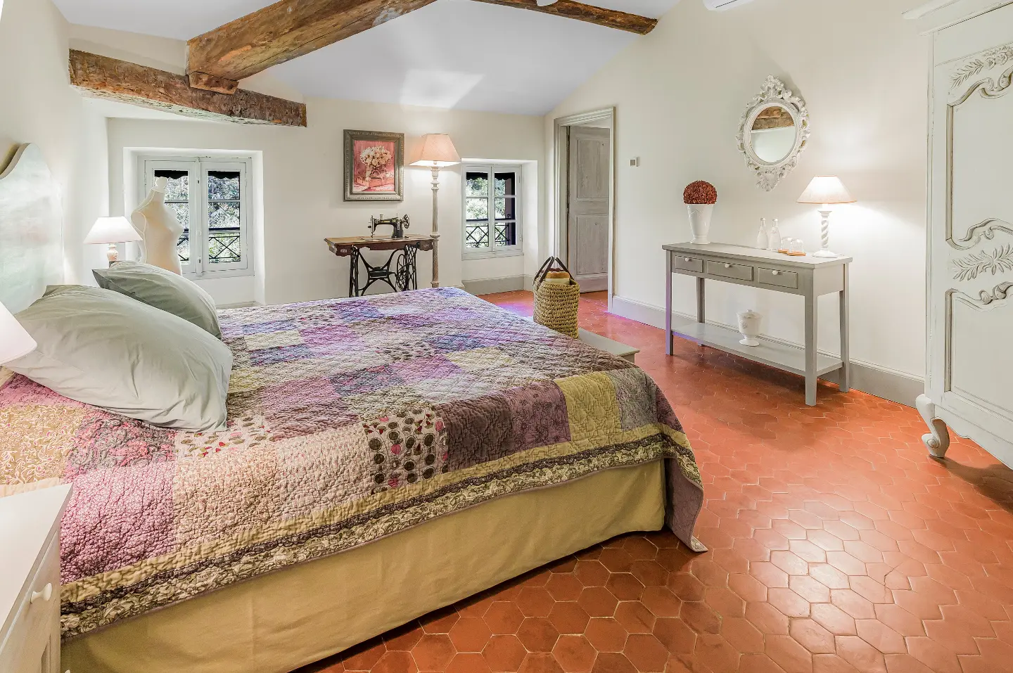 Château Mentone à Saint-Antonin-du-Var, photo 4