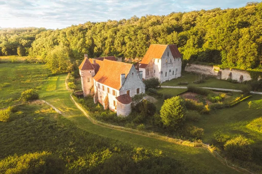 Château monastère de la Corroirie à Chemillé-sur-Indrois, photo 2