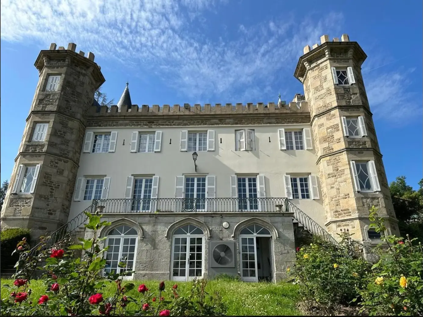 Château Philip à Saint-Genest-Lerpt, photo 4
