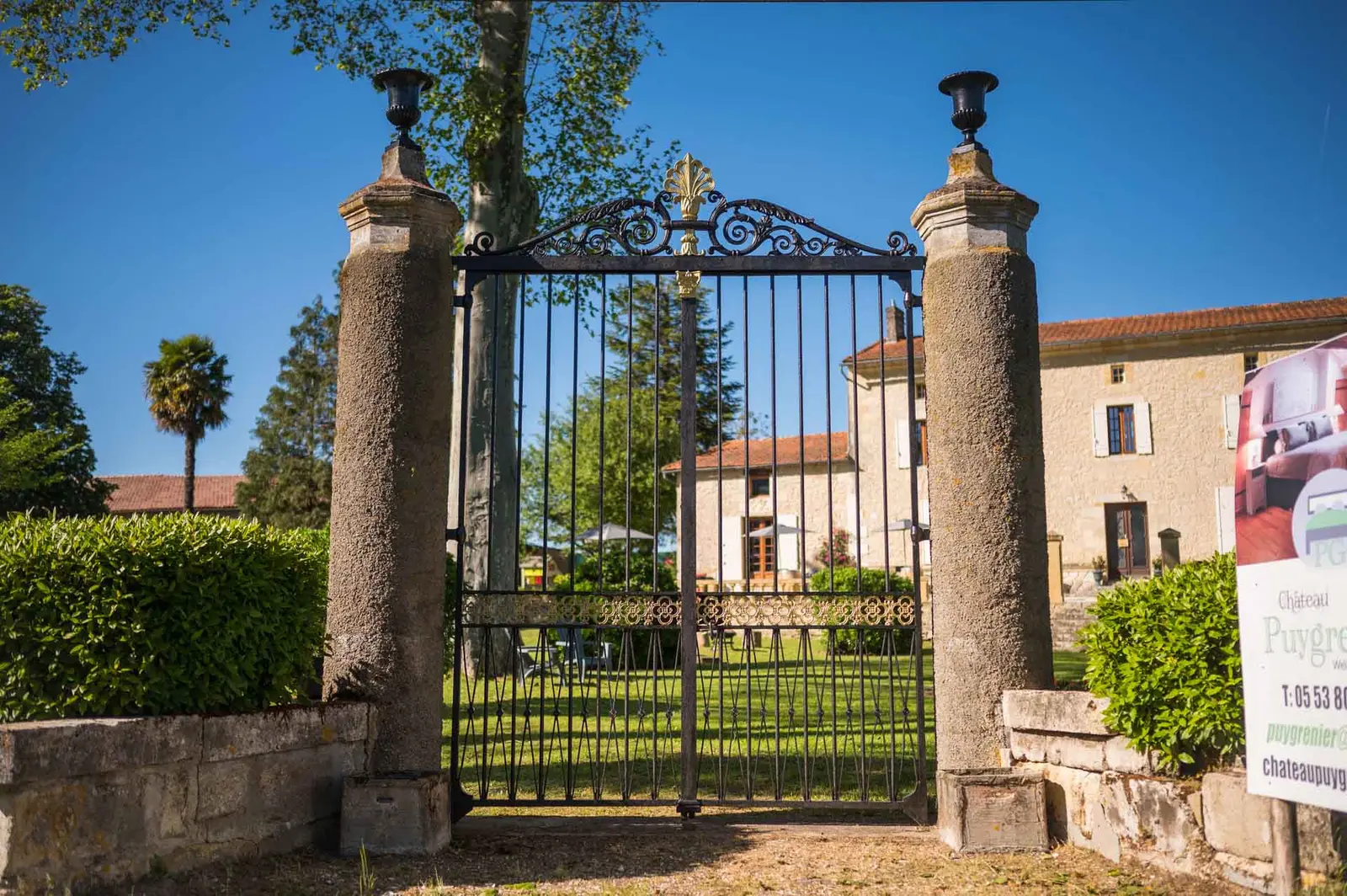 Château Puygrenier à Villefranche-de-Lonchat, photo 4