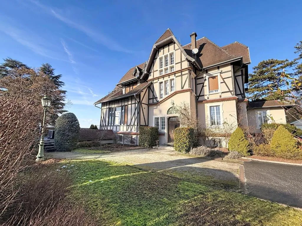 Château Sahler, le Duplex, gîte de château à Exincourt