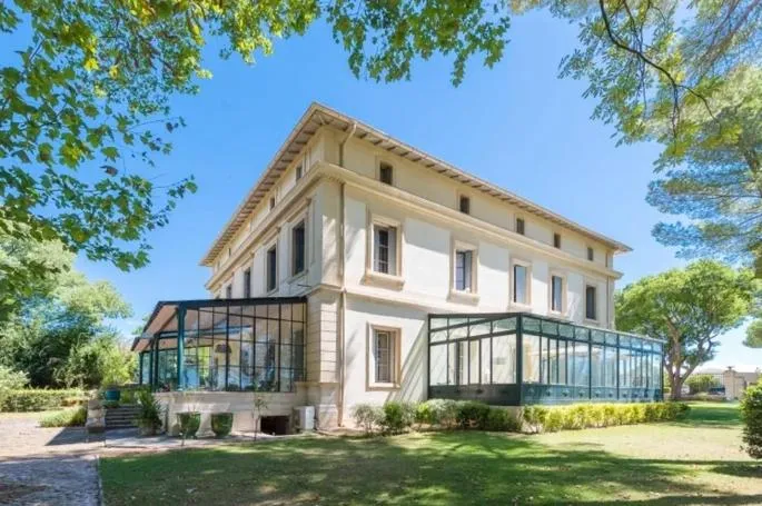 Château Sainte Colombe à Saint-Geniès-des-Mourgues, photo 6