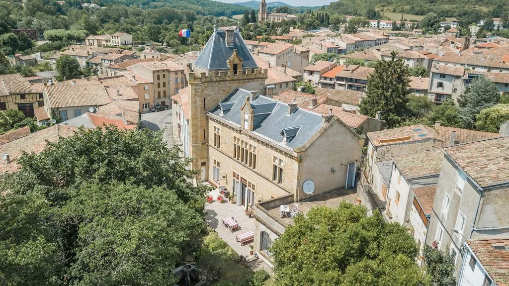 Château Terre Blanche, chambre ou suite de château à Chalabre
