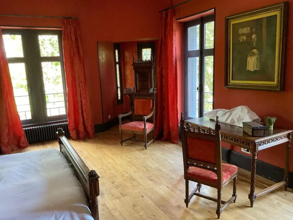 Château Tout Y Fault à Loriges, photo 7