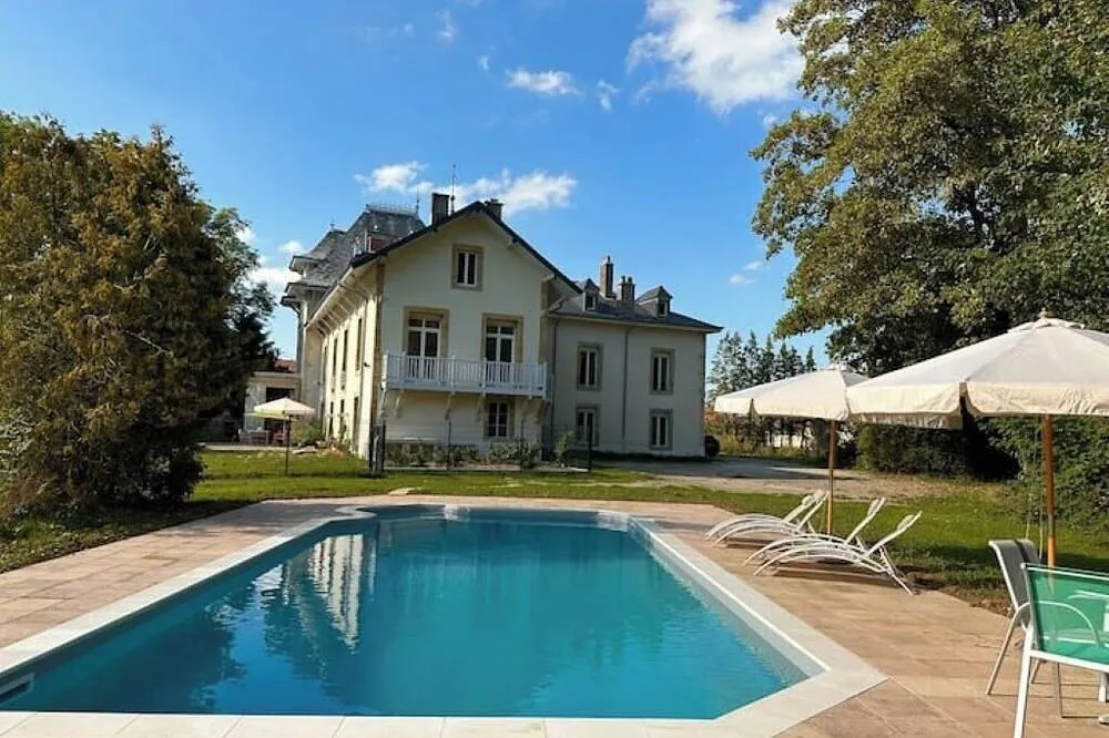 Château Viéndal, appartement Banda, gîte de château à Vaudoncourt