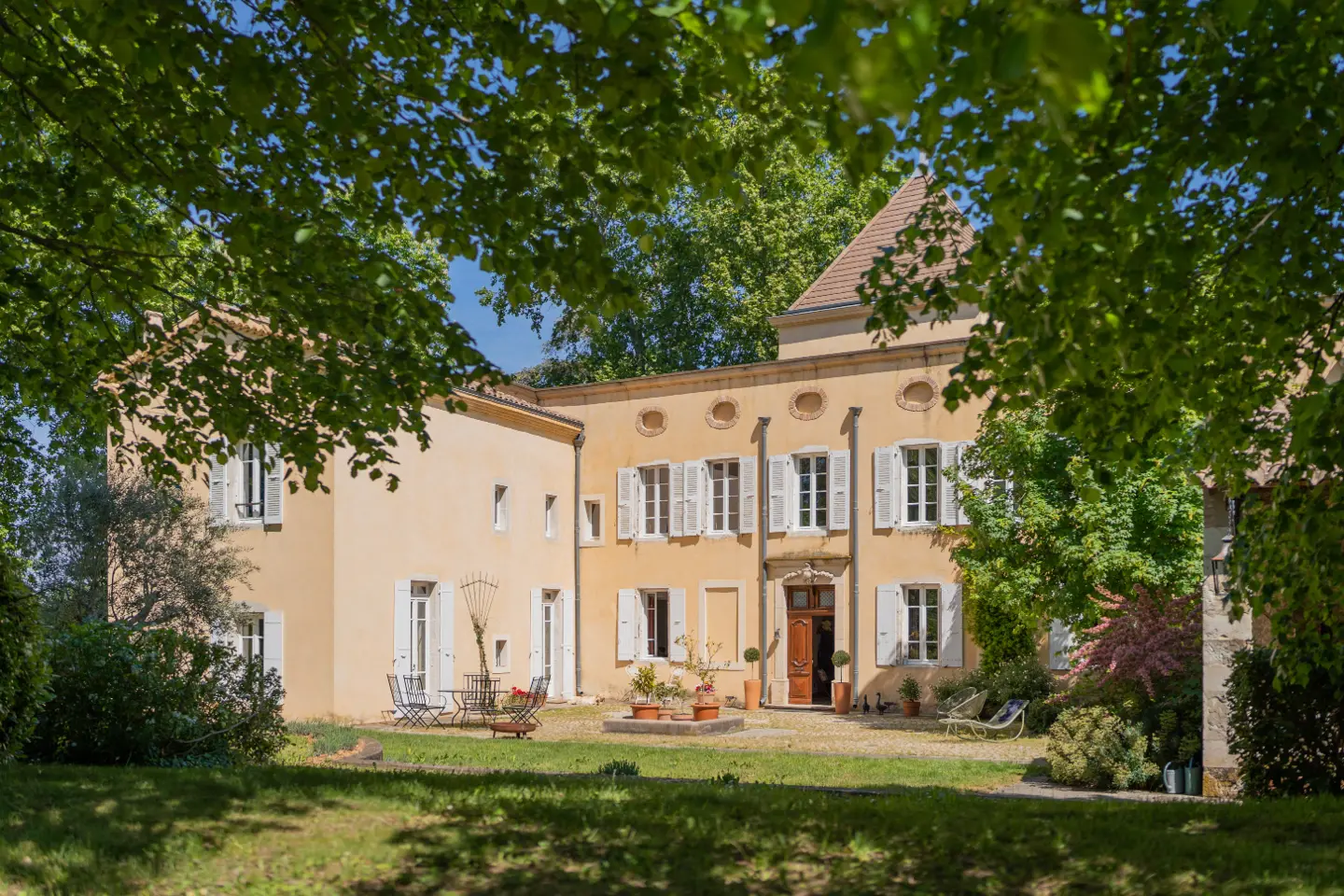 La Ferme du Château de Marrets, gîte de château à Saint-Gervais-sur-Roubion