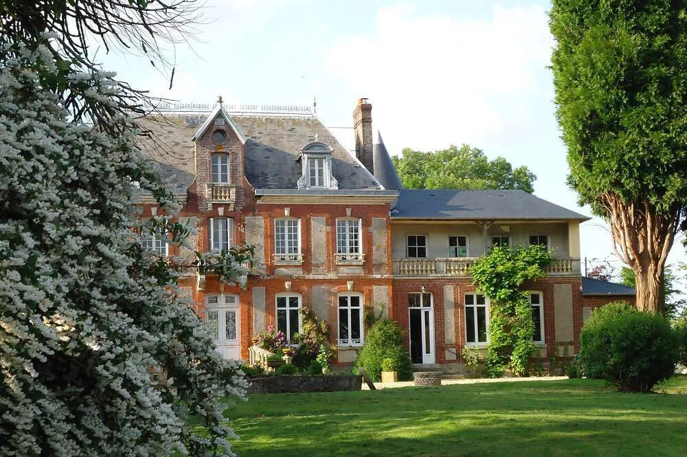 Gîte du château d'Hugleville-en-Caux, gîte de château à Hugleville-en-Caux